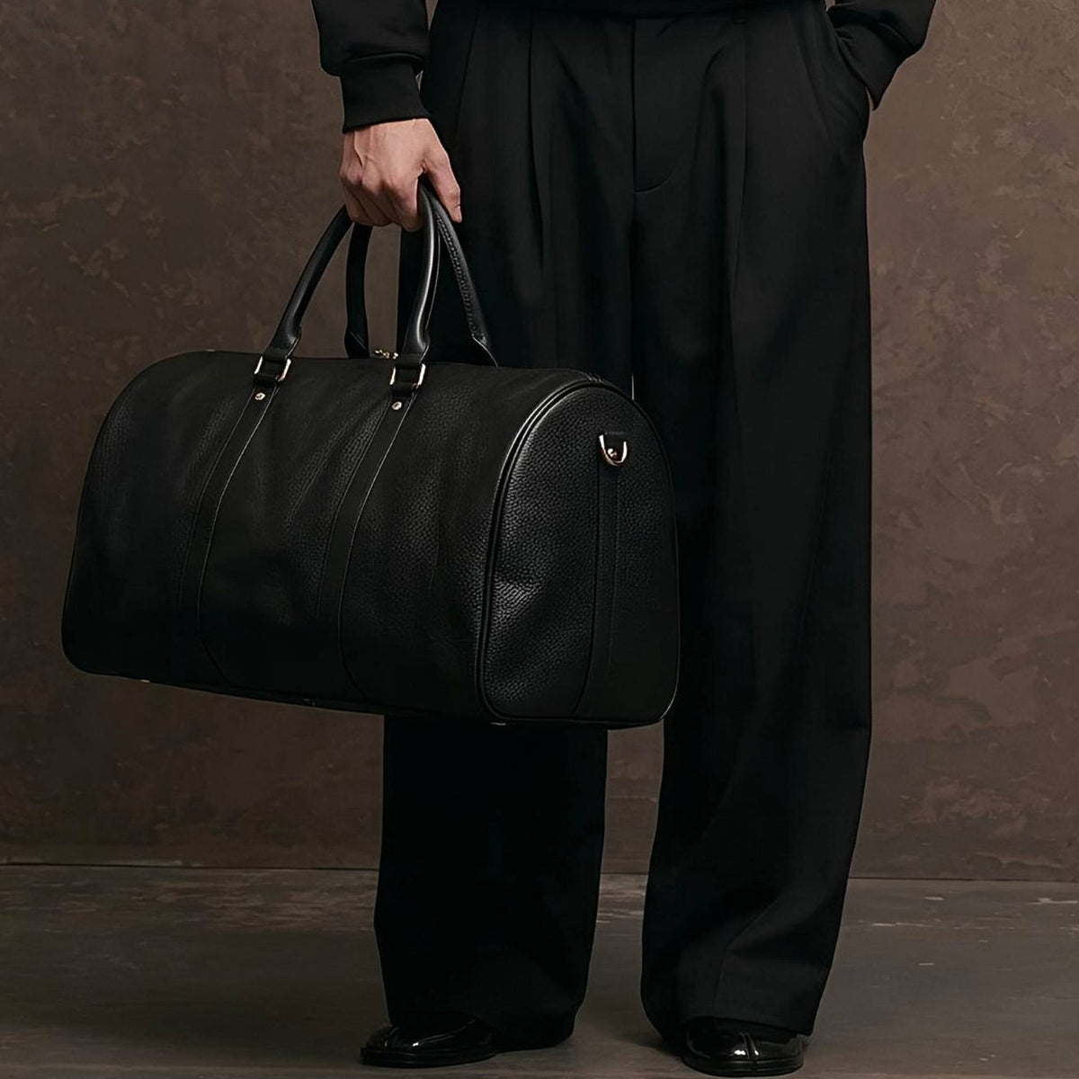Classic leather duffle bag